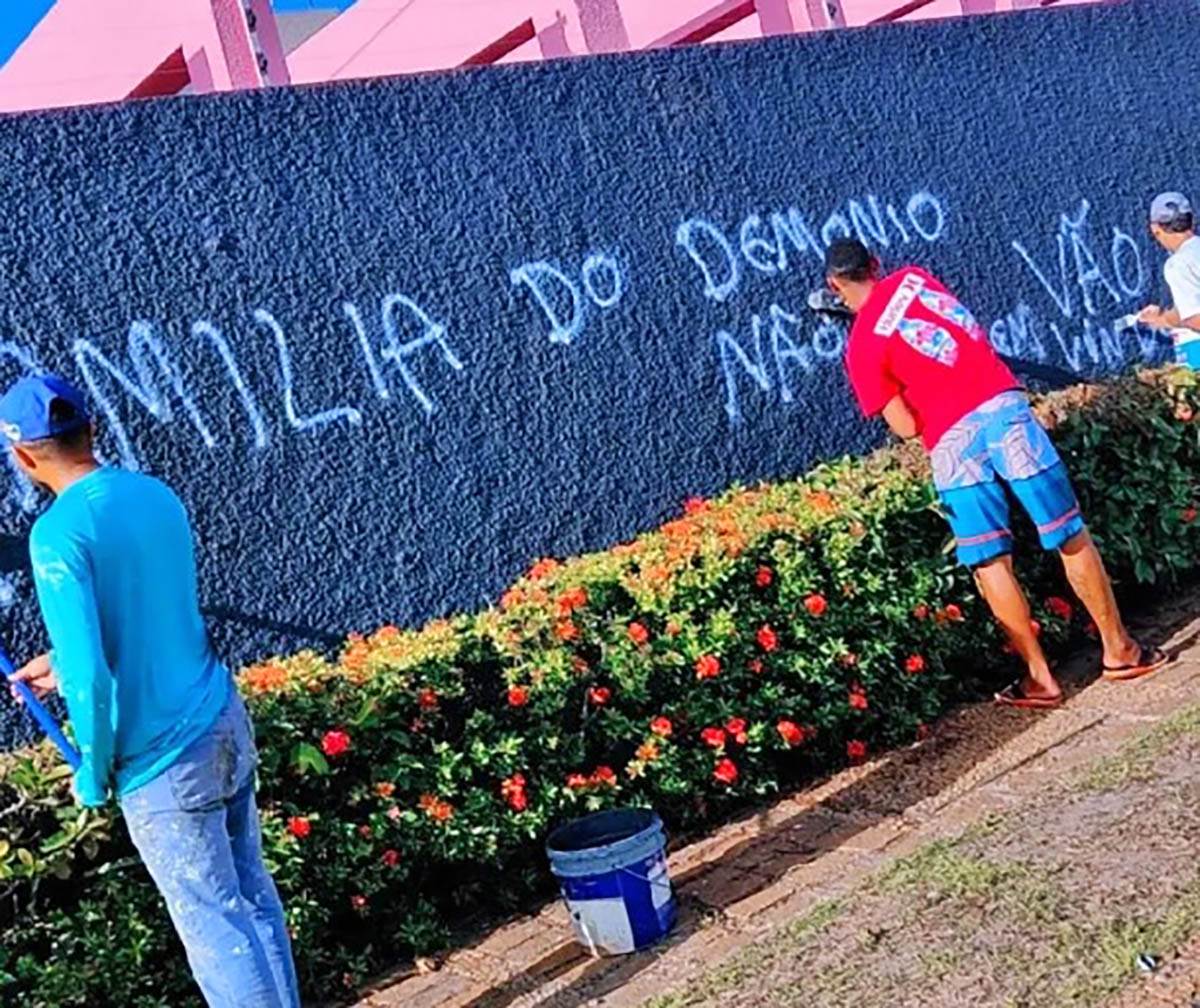 Covek sa puno zena (4).jpg