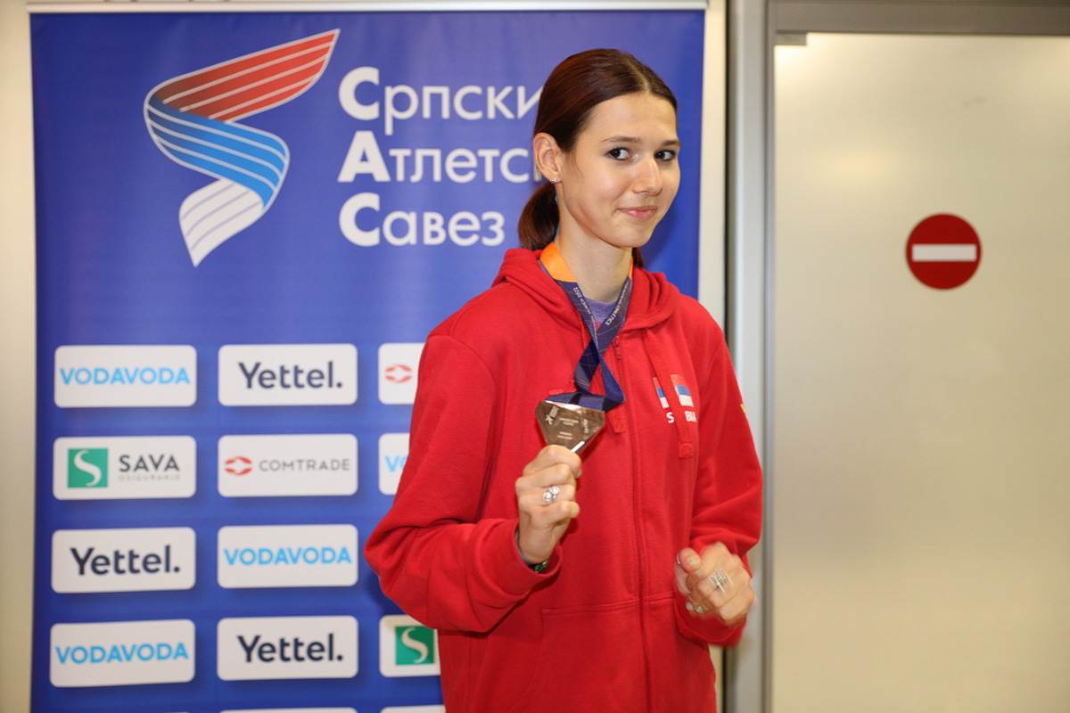 Vilagoš i Topić stigle u Beograd-11.jpg