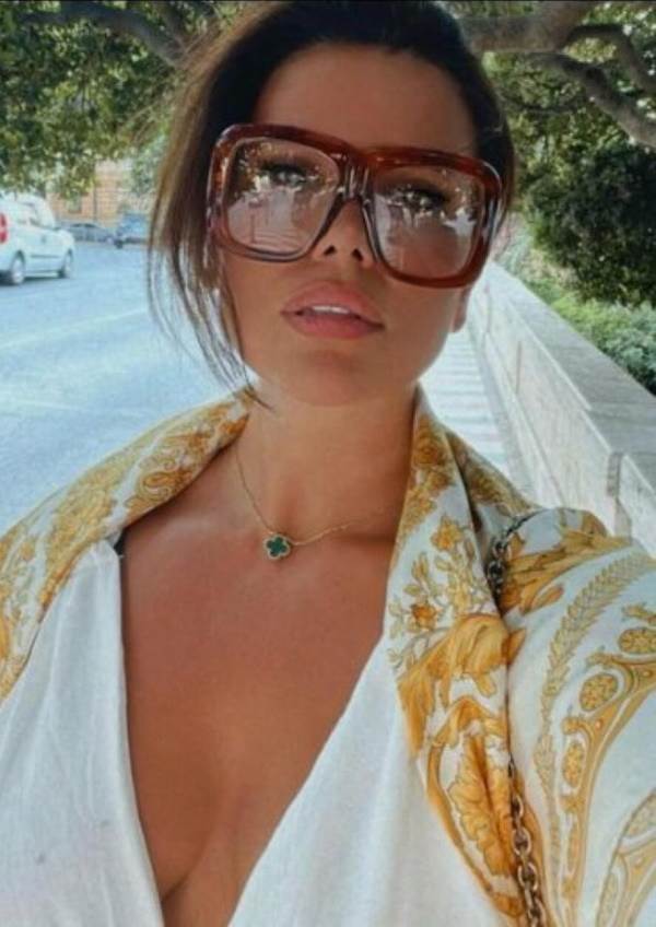 Trudna Alis Adaktar objavila sliku u donjem vešu