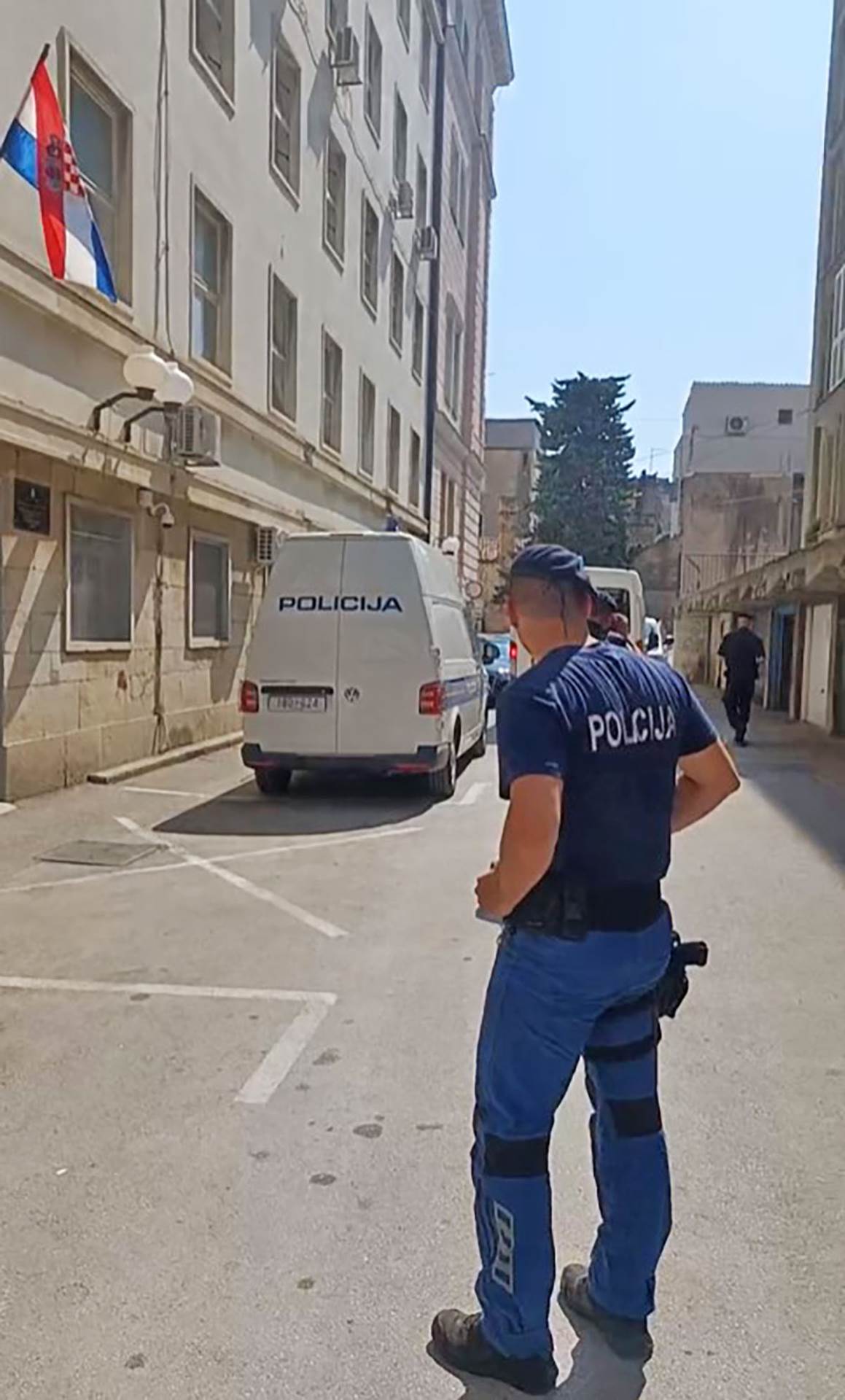 Dusko Tanaskovic odveden pred sud (3).jpg