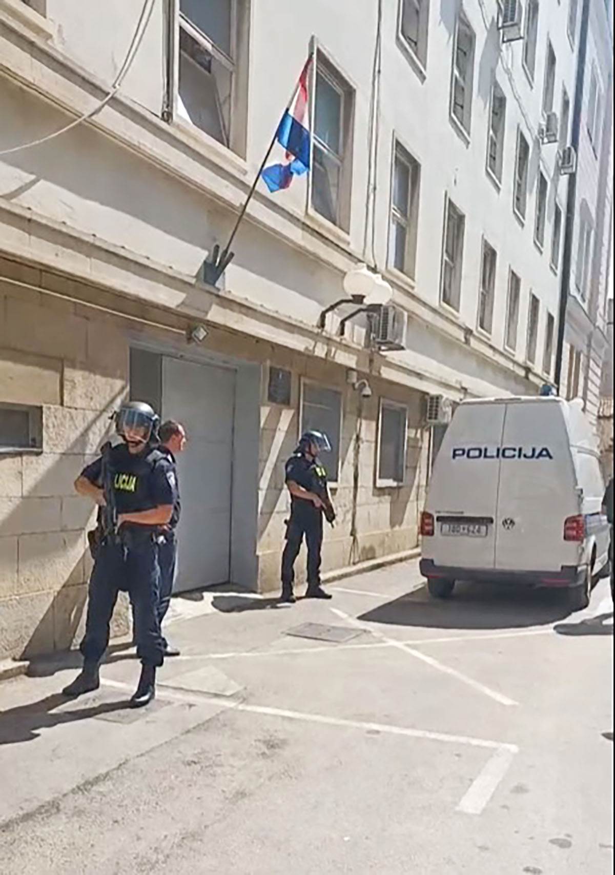 Dusko Tanaskovic odveden pred sud (5).jpg