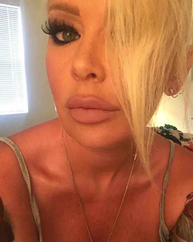 dzena dzejmison (7).png