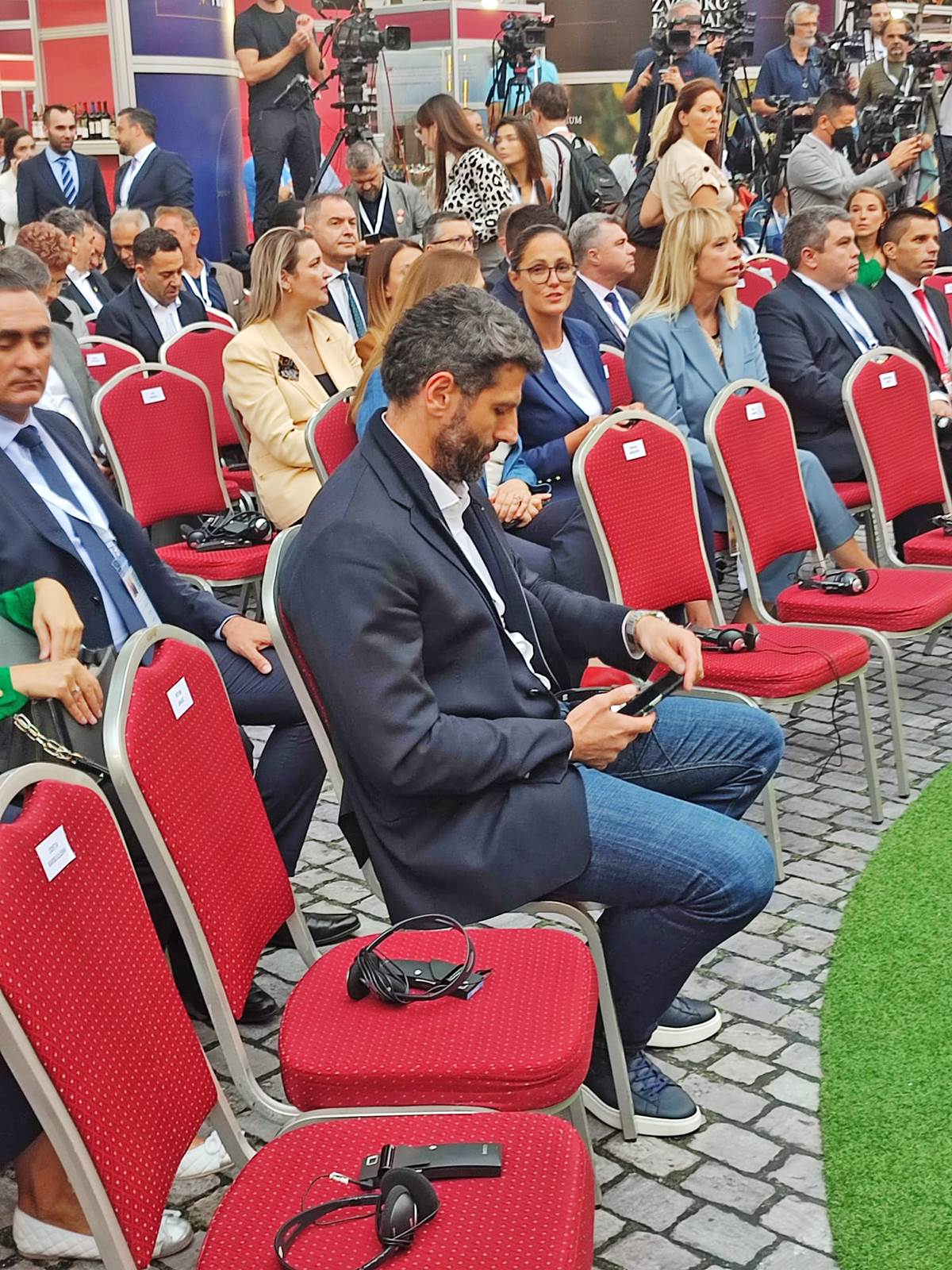 Vučić na otvaranju sajma Vinska vizija