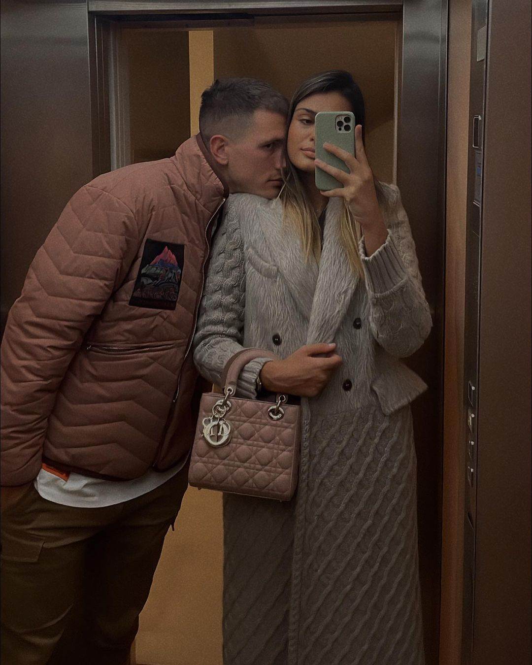 Ko je žena Nemanje Nedovića koju su vređali navijači na utakmici