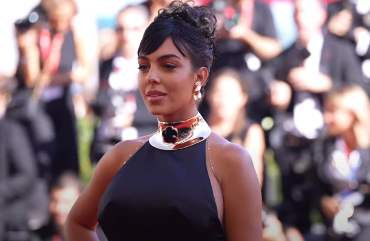 georgina rodrigez u veneciji (6).png