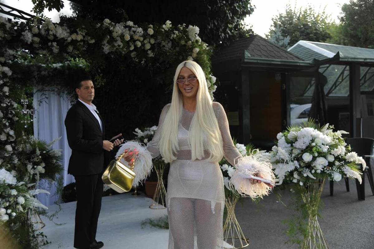 Kako izgleda zet Mire Škorić