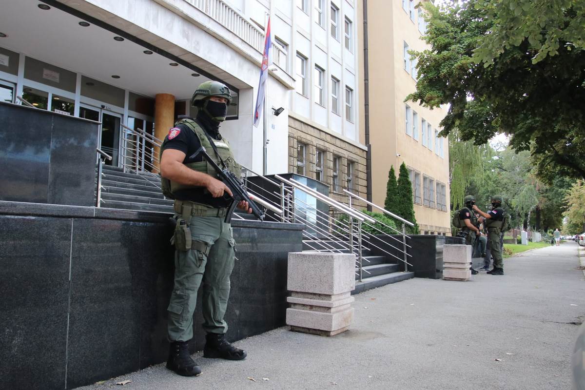 Jake mere obezbeđenja oko Specijalnog suda zbog Belivuka