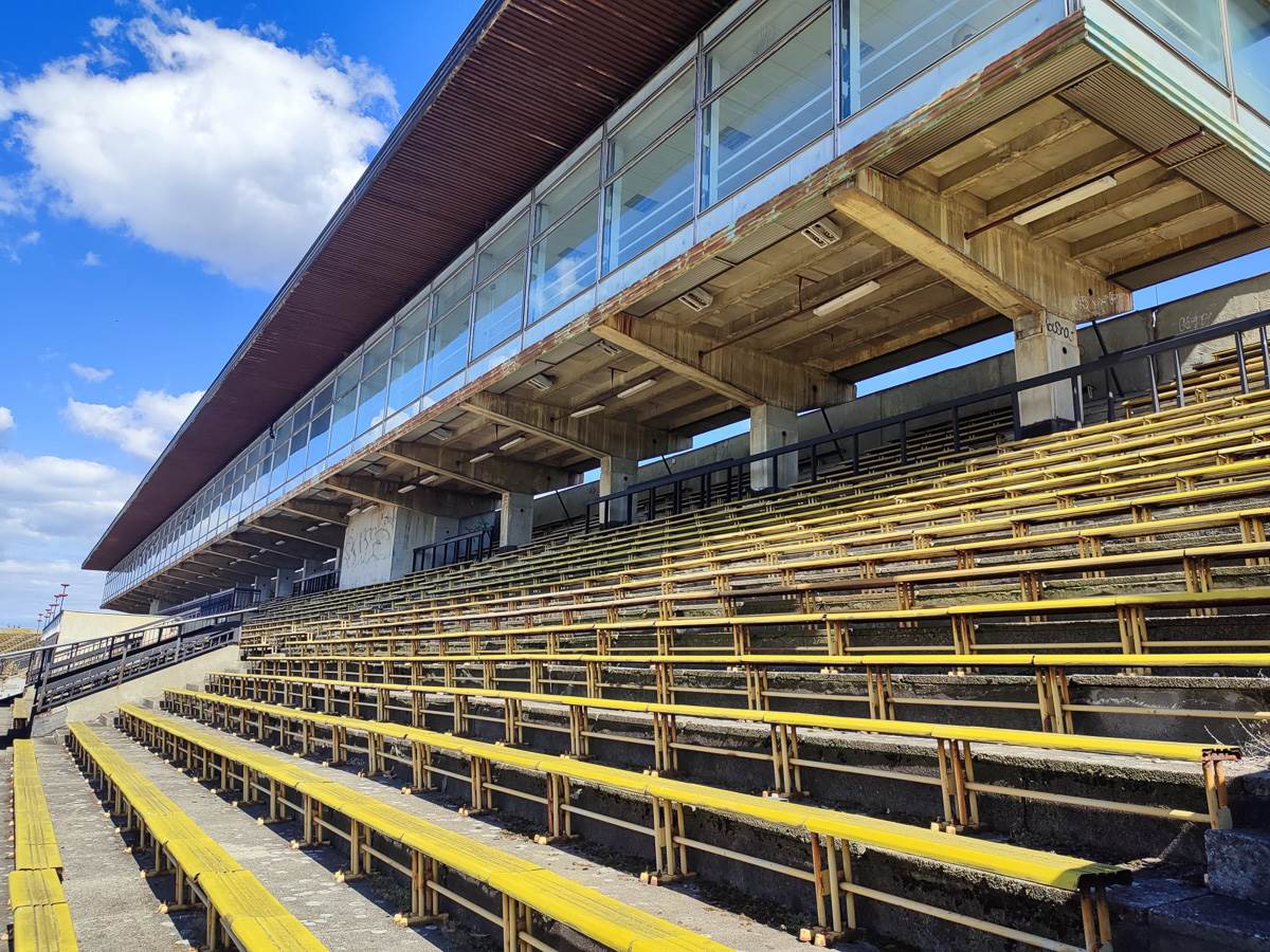 Stadion Strahov Prag-15.jpg