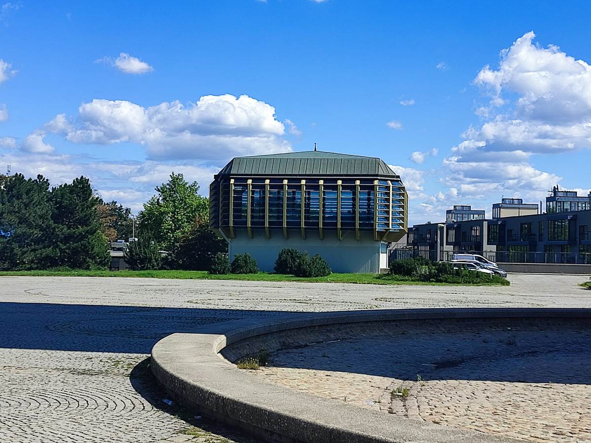 Stadion Strahov Prag-46.jpg