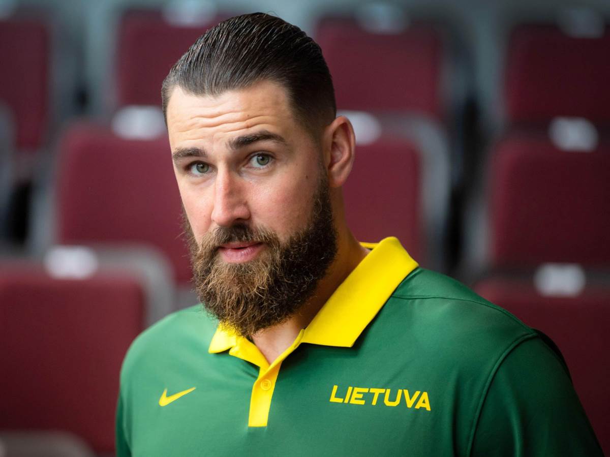 Denver trejdovao Šarića u Sakramento za Valančijunasa