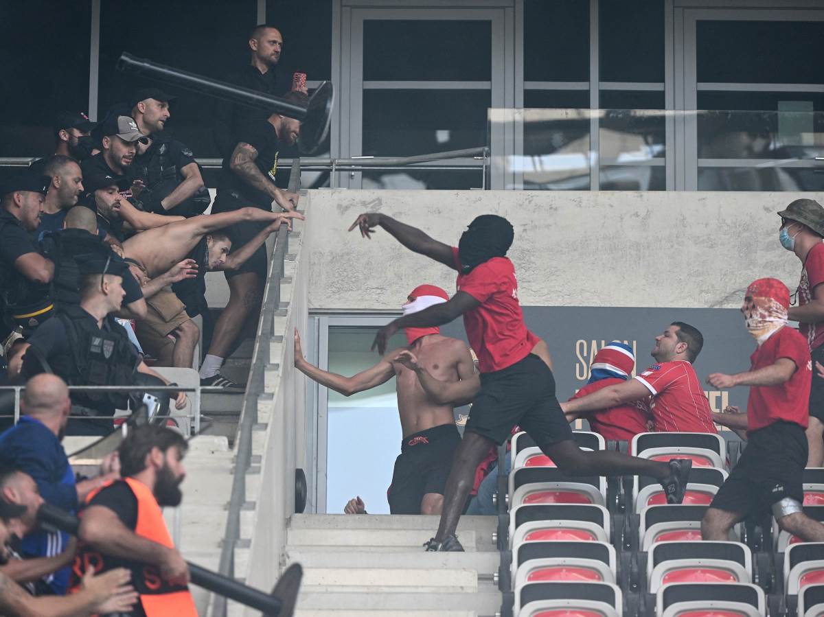 Tuča na Nica Keln u Partizanovoj grupi