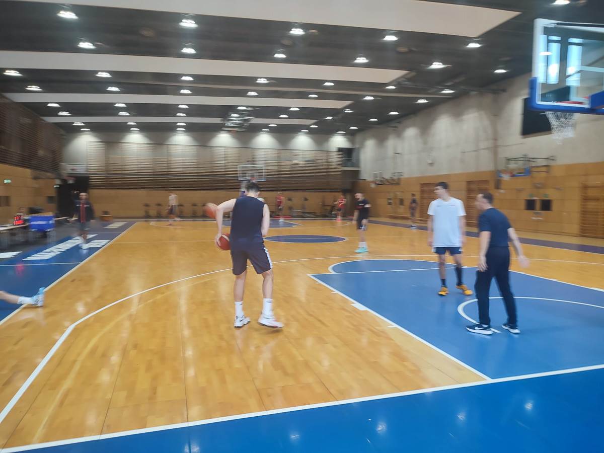 Maks Šmeling trening-15.jpg