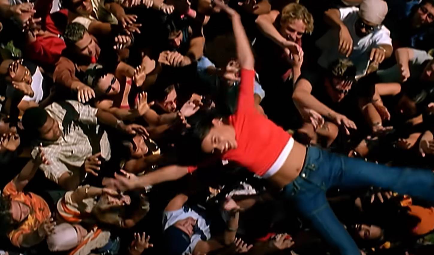 neli furtado  (5).png