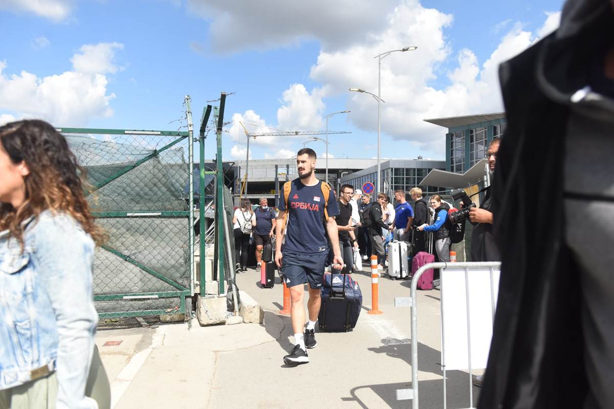 Povratak košarkaša-14.jpg