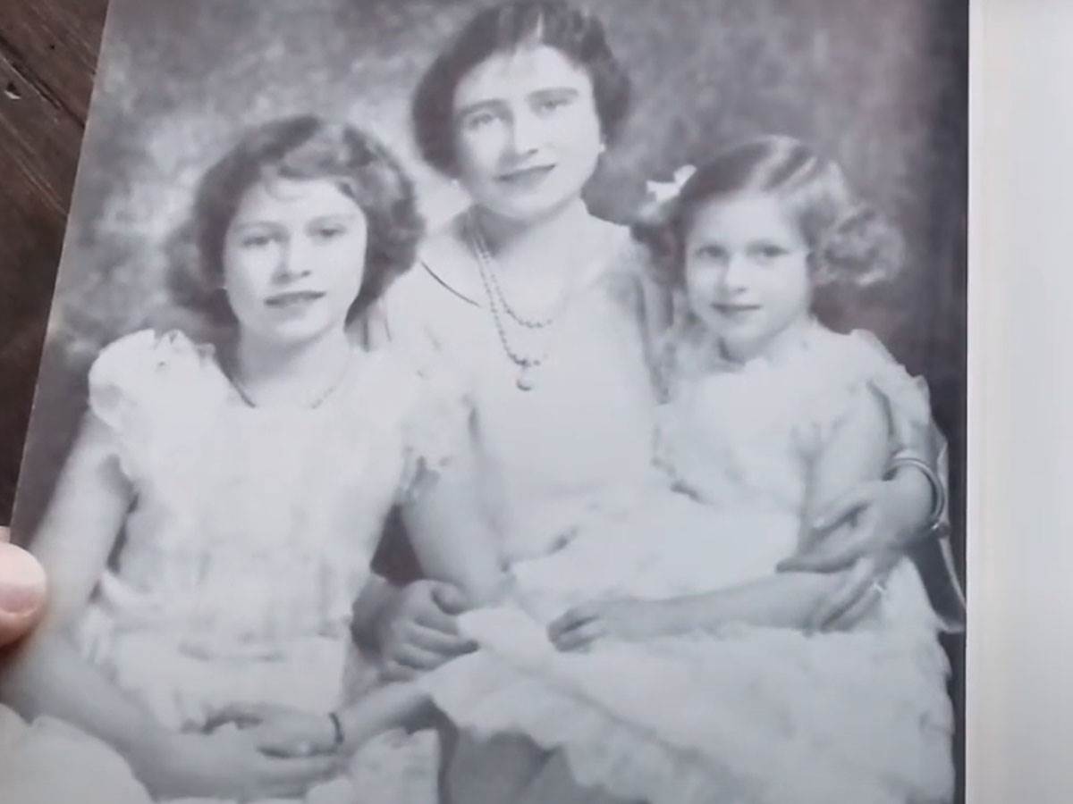 kraljica elizabeta i majka.jpg