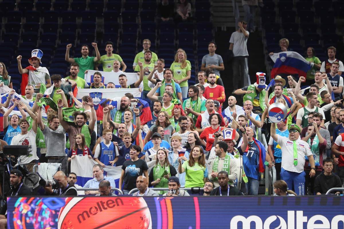 Slovenija Poljska  (8).jpg