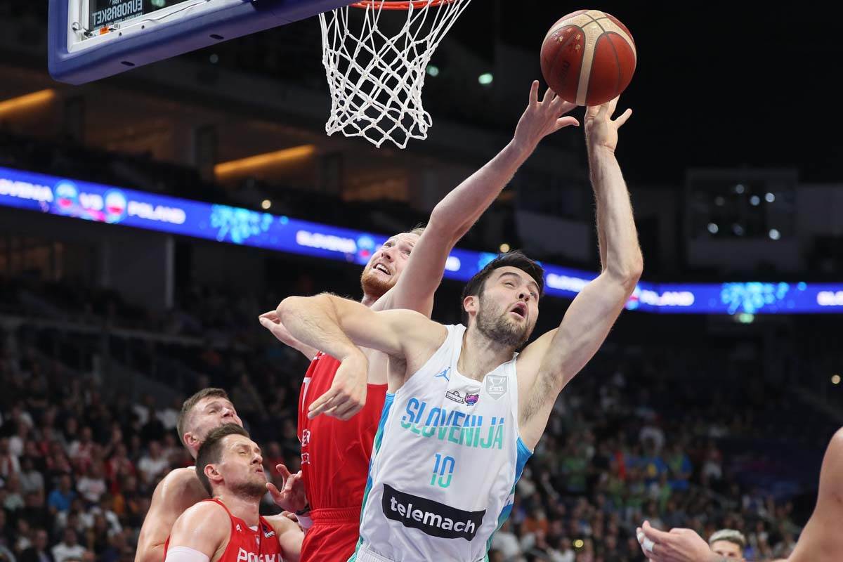 Slovenija Poljska  (13).jpg