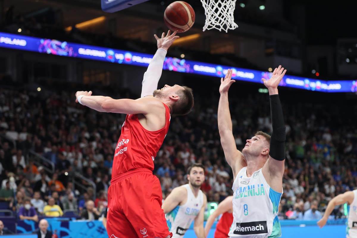 Slovenija Poljska  (14).jpg