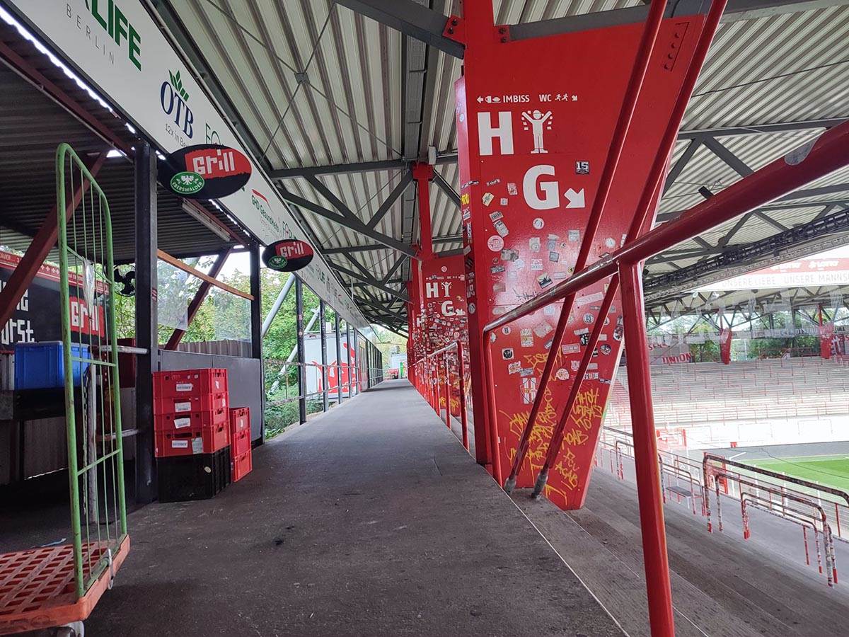 WhatsApp Image 2022-09-15 at 14.14.36 (1).jpg