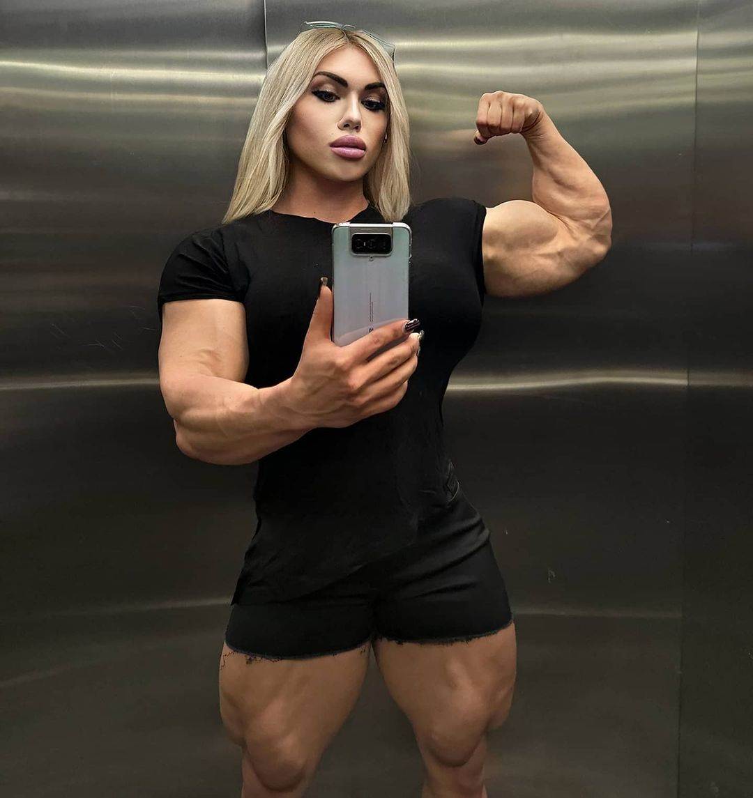 Ruskinja Natalija Kuznjecova 125 kilograma mišića najjača žena na svetu
