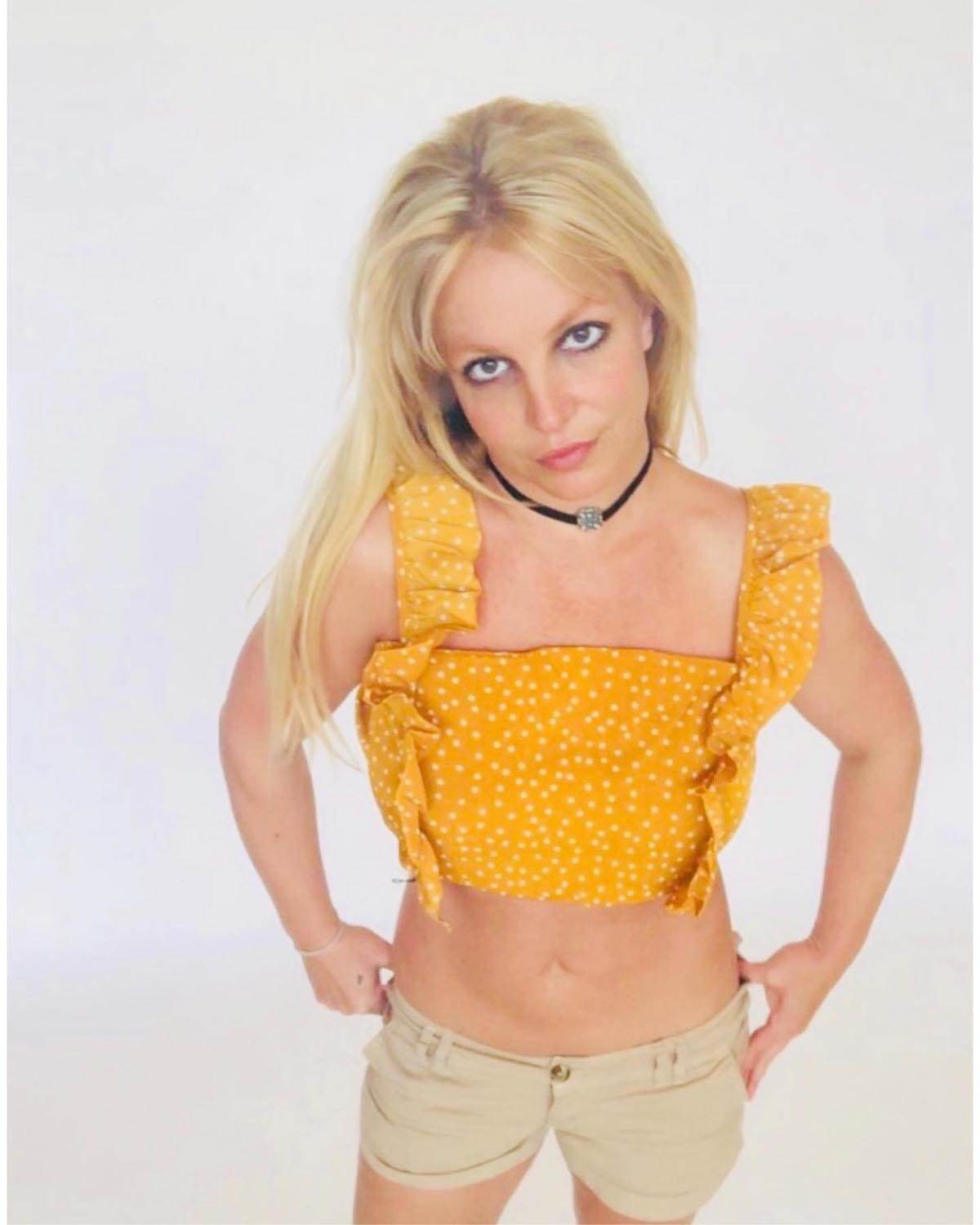 Britni Spirs u jeftinoj haljini