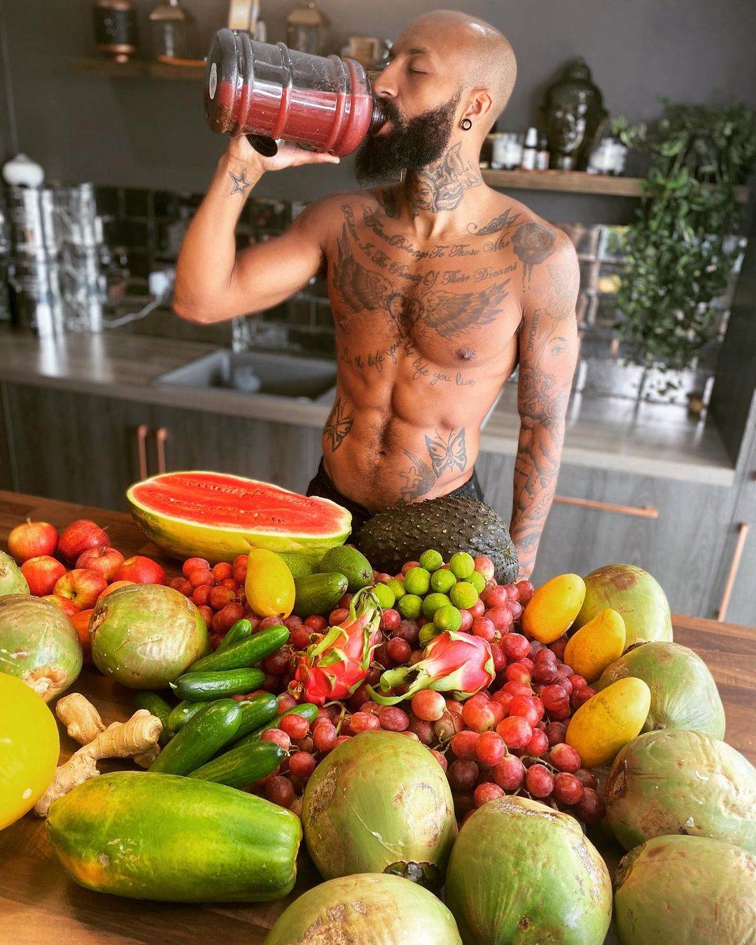 Bivši igrač Crvene zvezde promenio stil života Džošua Parker