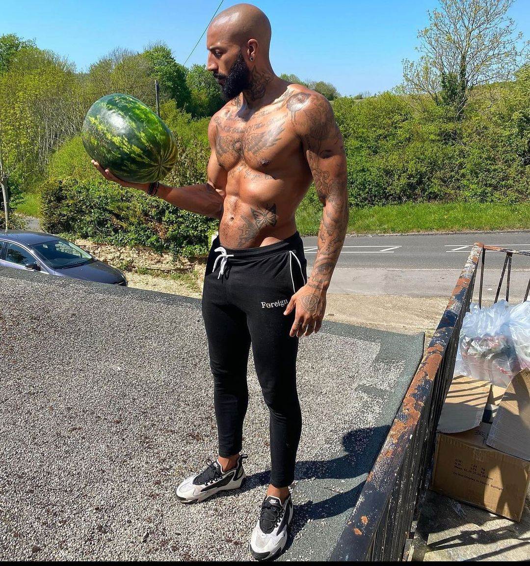 Bivši igrač Crvene zvezde promenio stil života Džošua Parker