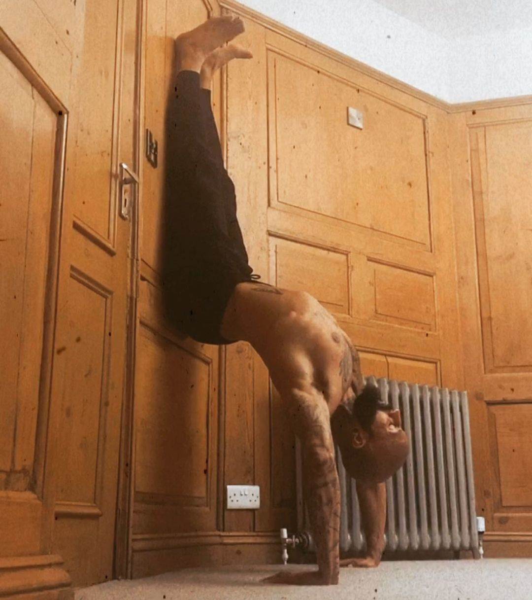 Bivši igrač Crvene zvezde promenio stil života Džošua Parker