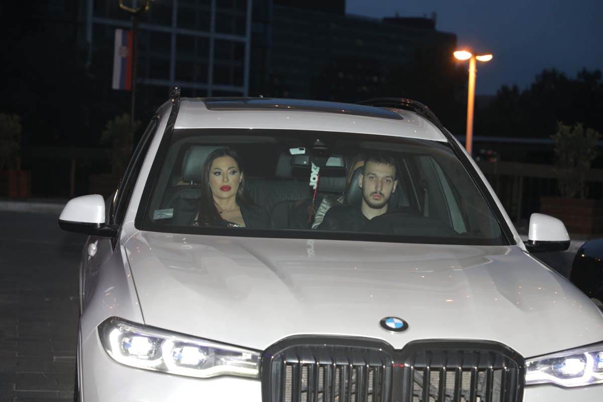 Ceca Anastasija na venčanju  (9).jpg