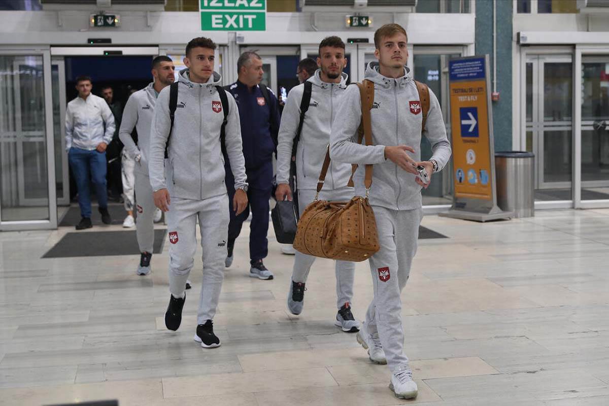 Aerodrom fudbaleri  (15).jpg