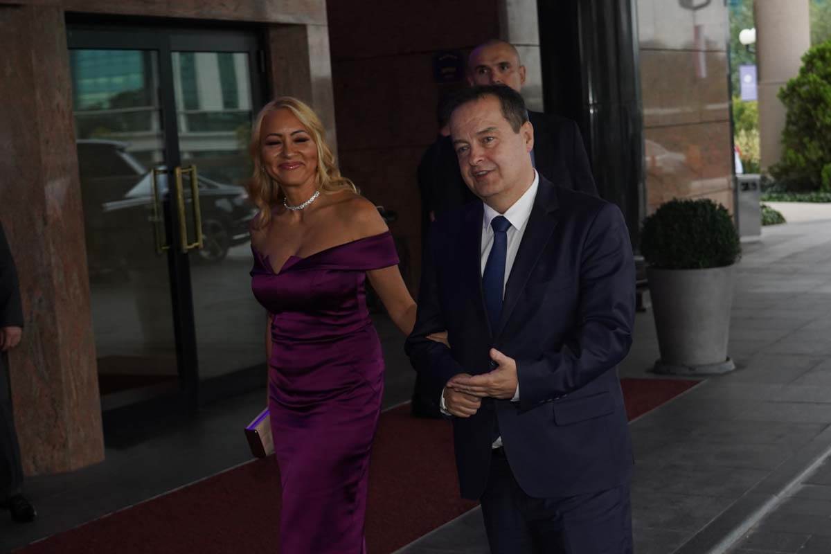 Ivica Dačić Sanja Dačić žena (4).jpg