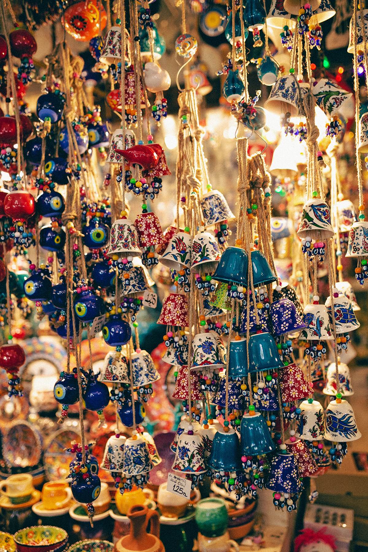 Tipicni turski zvoncici - detalj sa loklanog bazara.jpg
