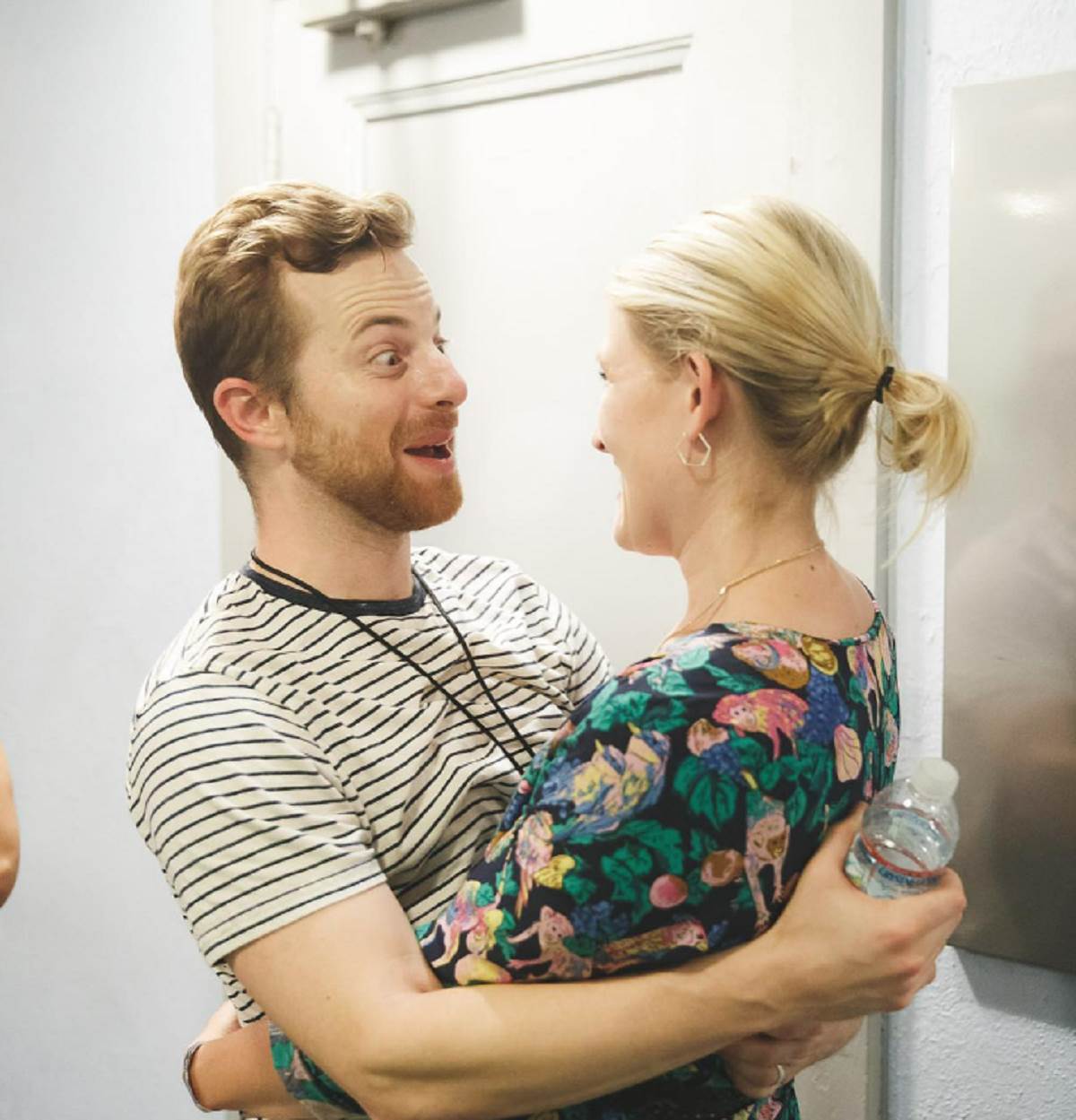 ned falmer sa ženom (4).png