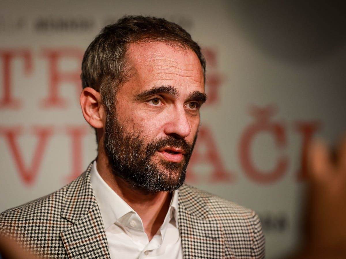 Trag divljaci pres konferencija (1).jpg