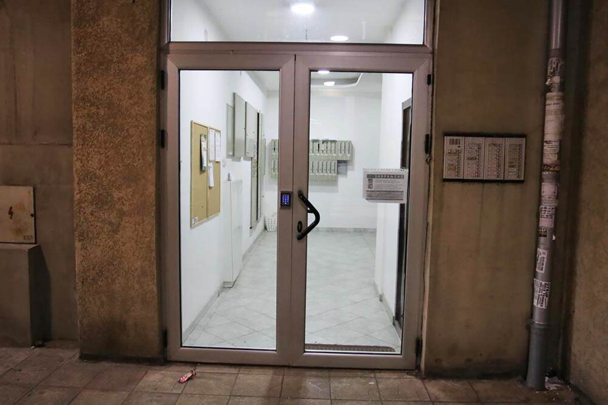 Ko je mladić koji je ubio majku u Beogradu