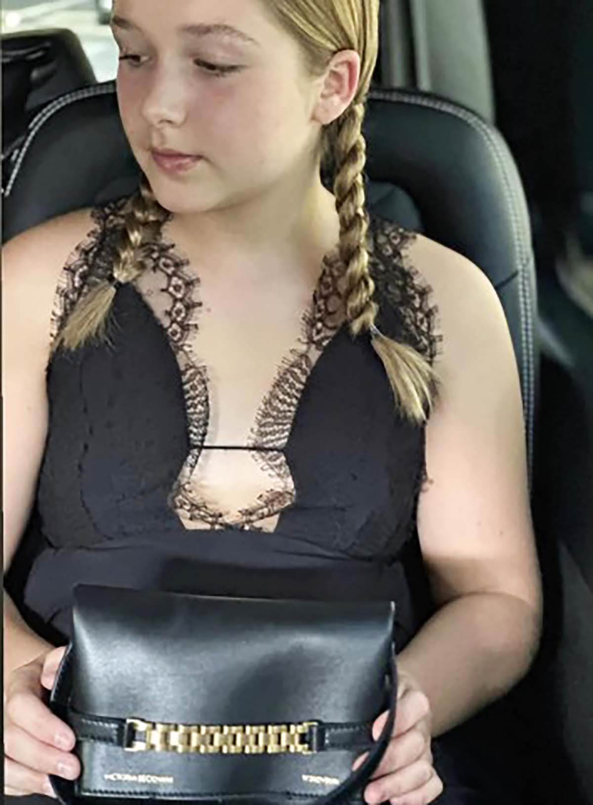 Viktorija Bekam sa cerkom Harper (9).jpg