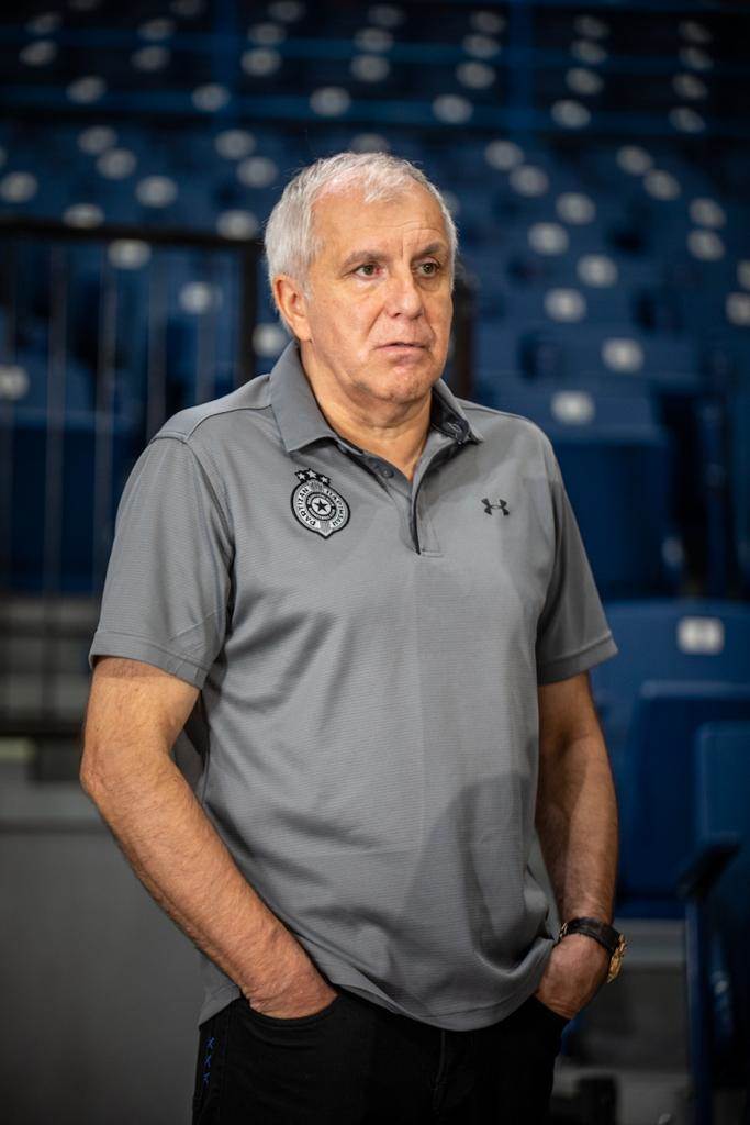 KK Partizan predstavljanje dresa Zeljko Obradovic (1).jpeg