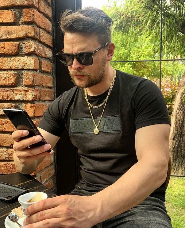 Pobednik Velikog brata Spejko radi u opštini