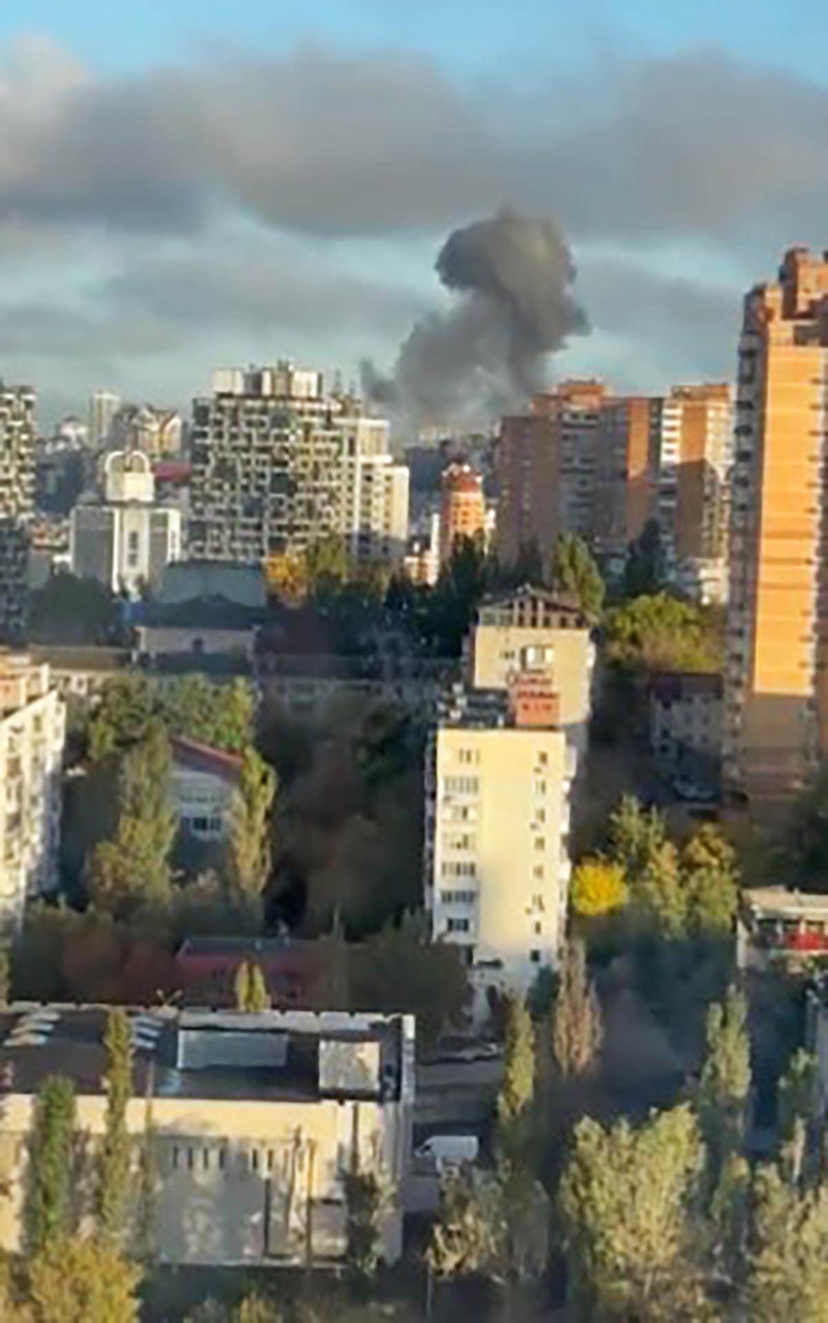 Rusija raketirala Kijev (1).jpg