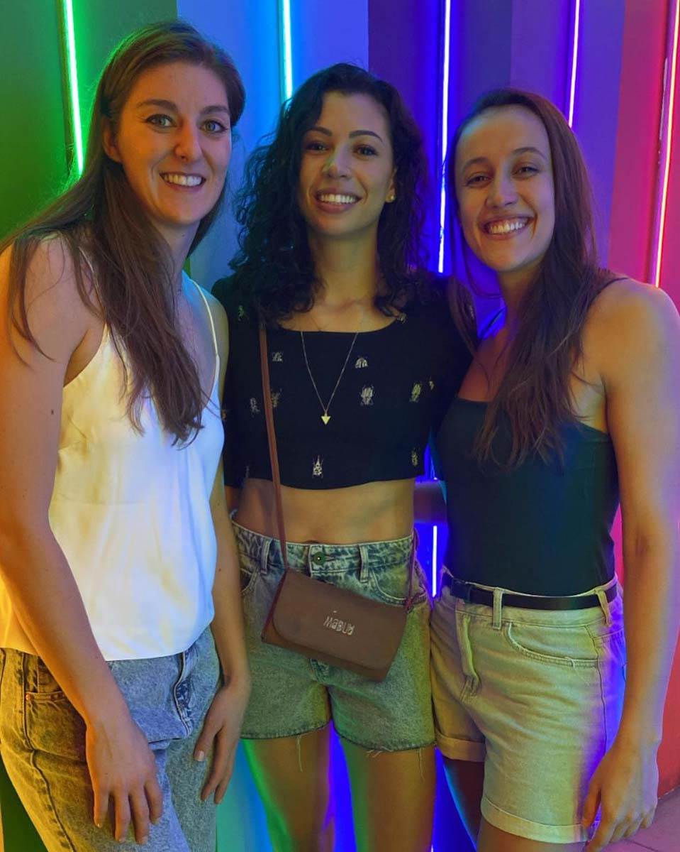 Brazilke se ljubile posle poraza od Srbije u finalu