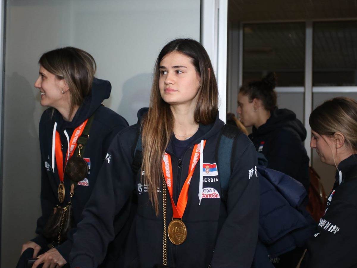 WhatsApp Image 2022-10-16 at 13.08.53 (1).jpg