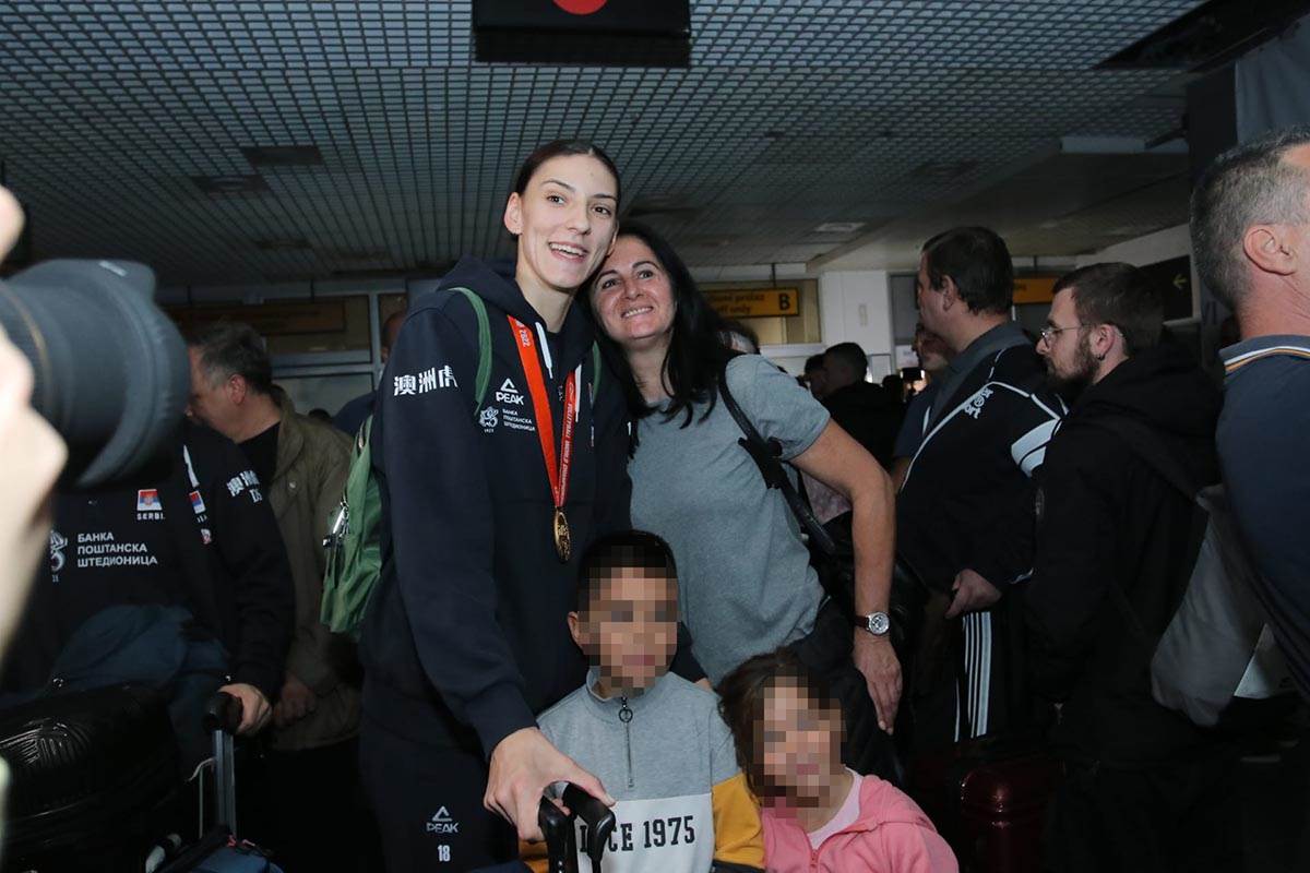 WhatsApp Image 2022-10-16 at 13.09.00 (2).jpg