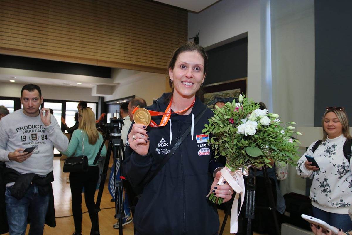 WhatsApp Image 2022-10-16 at 13.58.01 (1).jpg