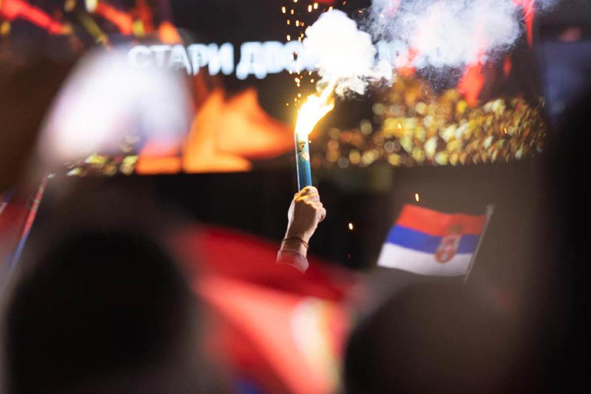 Danijele Santareli na srpskom pozdravio publiku