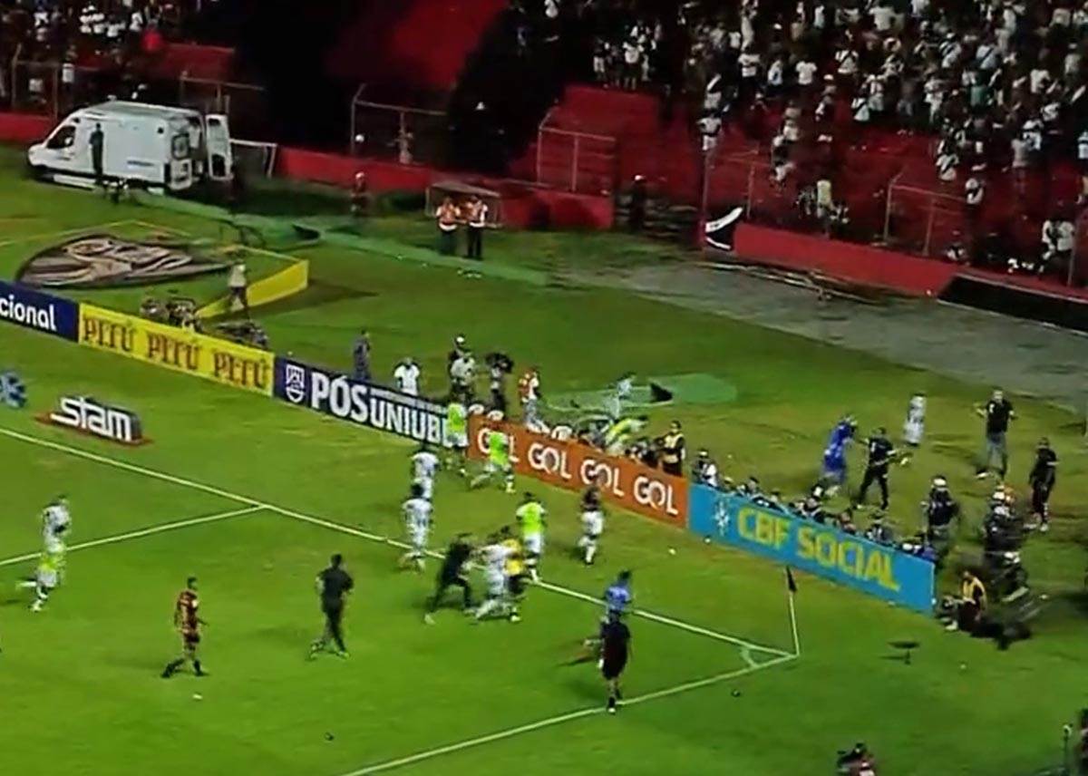 Brazil navijaci neredi (10).jpg