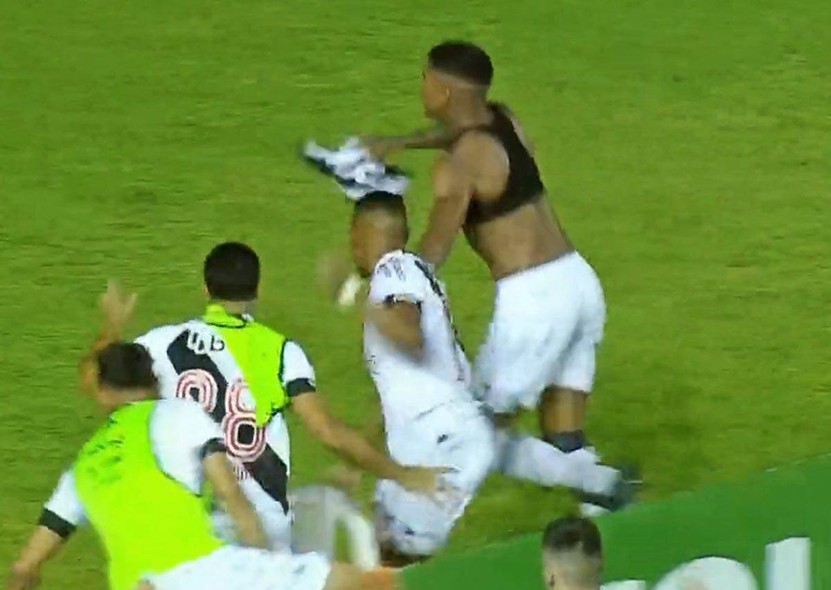 Brazil navijaci neredi (17).jpg