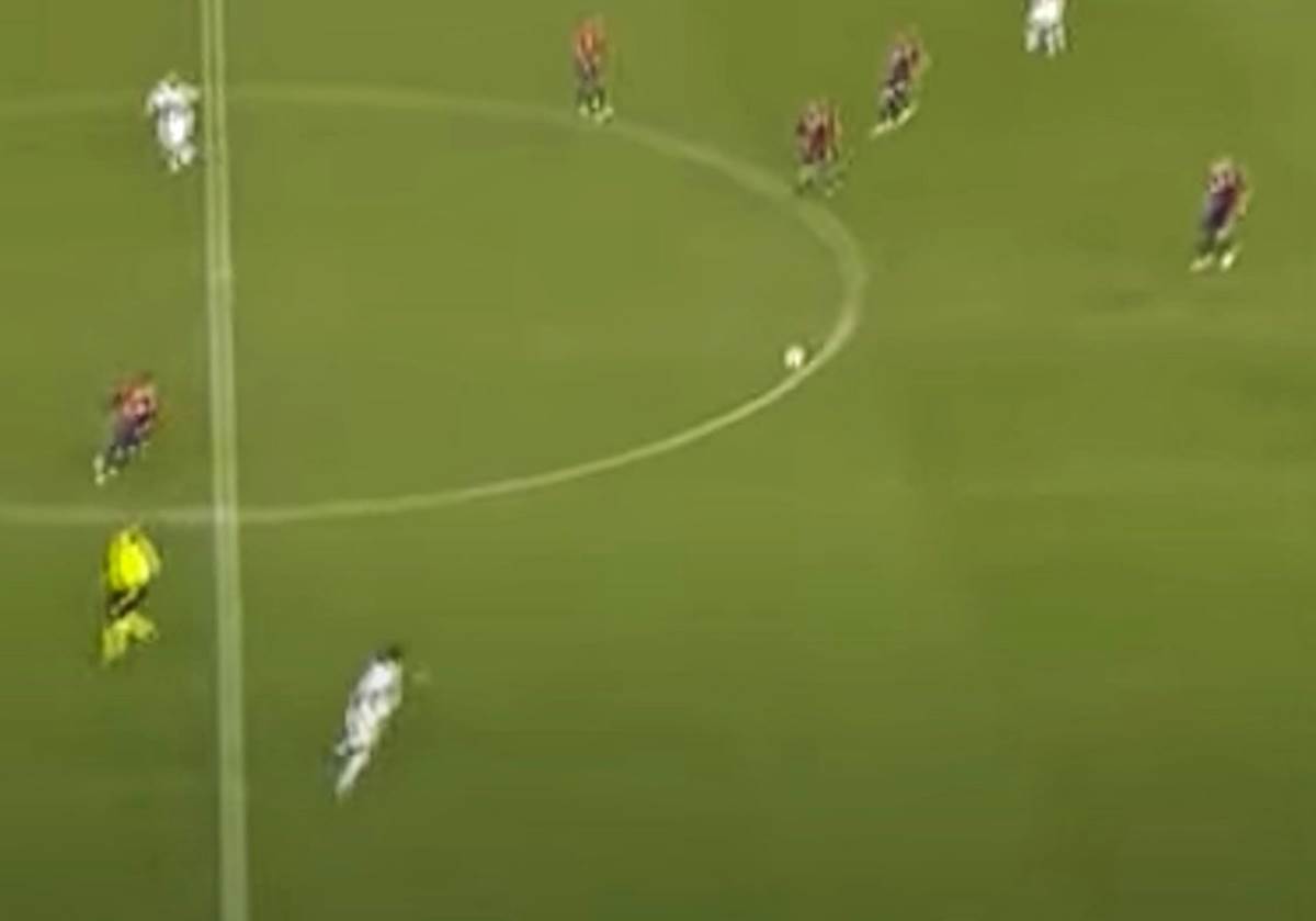 Dejan Stankovic gol djenova (10).jpg