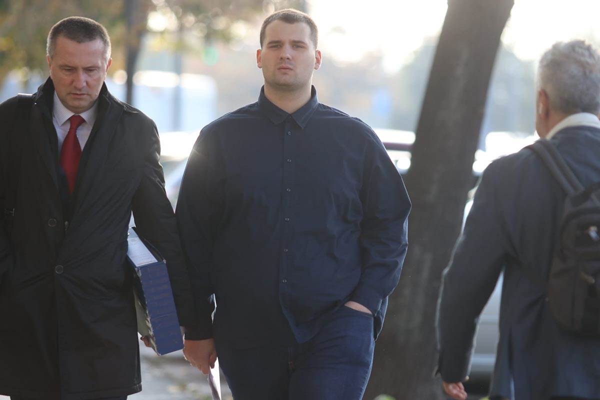 WhatsApp Image 2022-10-20 at 09.39.48.jpg