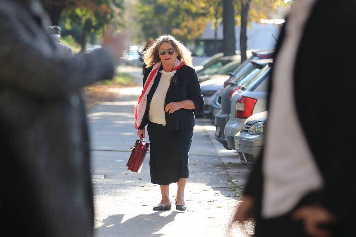 WhatsApp Image 2022-10-20 at 09.39.49 (1).jpg