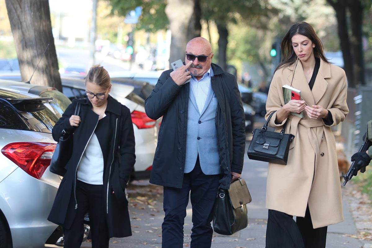 WhatsApp Image 2022-10-20 at 09.39.56.jpg